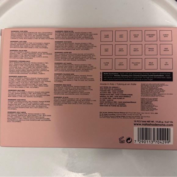 Natasha Denona- RETRO GLAM
EYESHADOW PALETTE - Picture 14 of 14